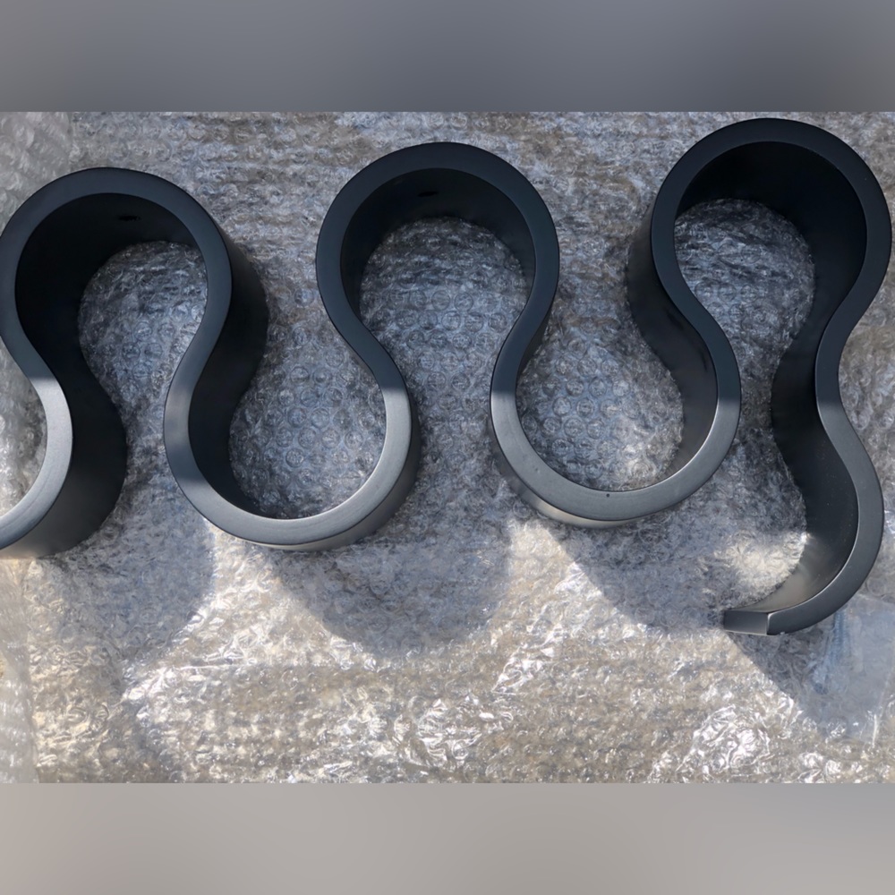 Infinity Wine Rack - Picture 2 of 7